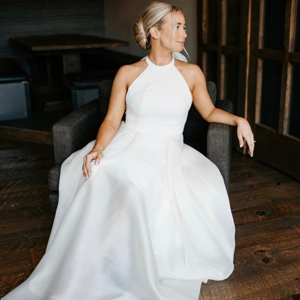 Carol Hannah Mulberry Wedding Dress